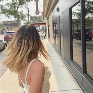 Meet your Posher, Cynthia